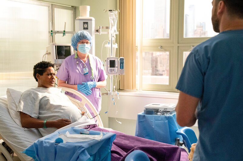 Victoire Charles (Evelyn Davis), Ryan Eggold (Dr. Max Goodwin). – Bild: ORF/​Universal/​NBC/​Virginia Sherwood