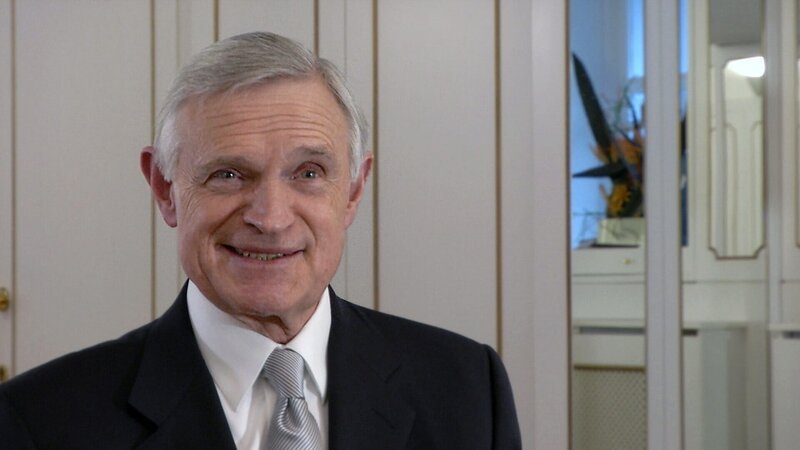 Thomas Schäfer Elmayer, Tanzlehrer. – Bild: ORF/​Red Monster