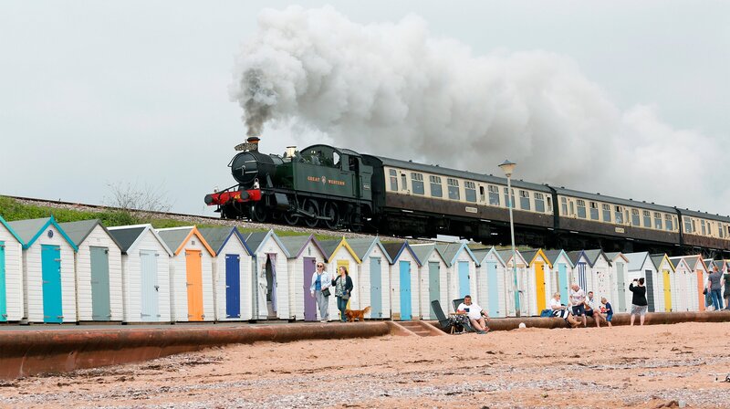 Badehäuschen an Devons Südküste – der Englischen Rivera – Bild: NDR/​Manfred Uhlig