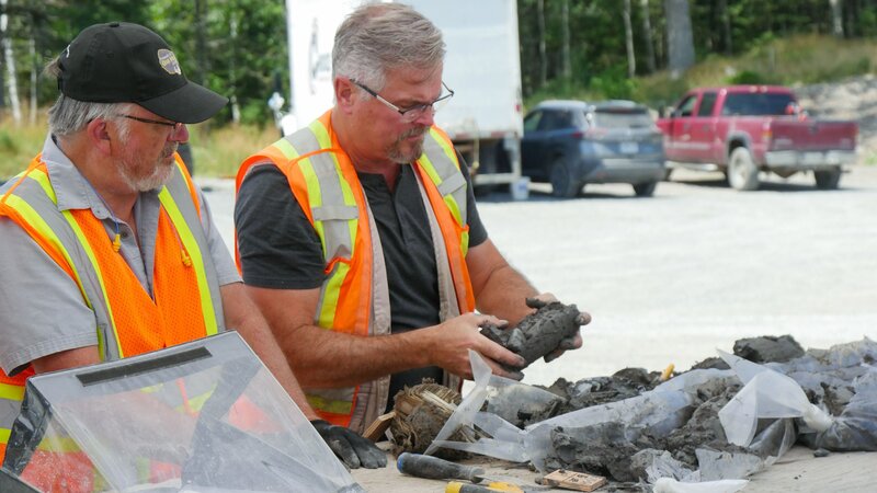 Charles Barkhouse, Terry Matheson – Bild: THE HISTORY CHANNEL /​ Prometheus Entertainment