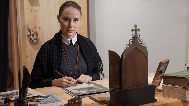 Eva Sekira als Maria Theresia Ledochowska. – Bild: ZDF und ORF/​DEGN FILM/​Sabine Knoche