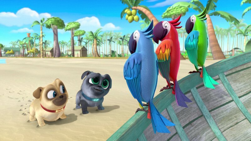 L-R: Rolly (voiced by Sam Lavagnino), Bingo (voiced by Issac Ryan Brown) – Bild: Disney+