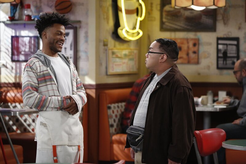 Franco (Jermaine Fowler, l.); Zale (Reggie De Leon) – Bild: CBS Broadcasting, Inc.