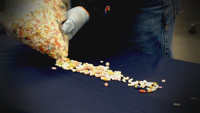 Oxycodone – Bild: PLURIMEDIA (National Geographic Channels)