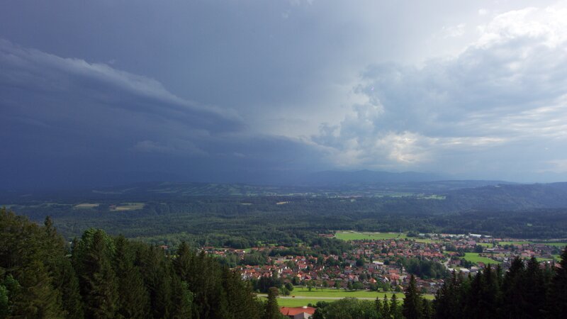 Gewitter in den Bergen. – Bild: Bernhard Rübe
