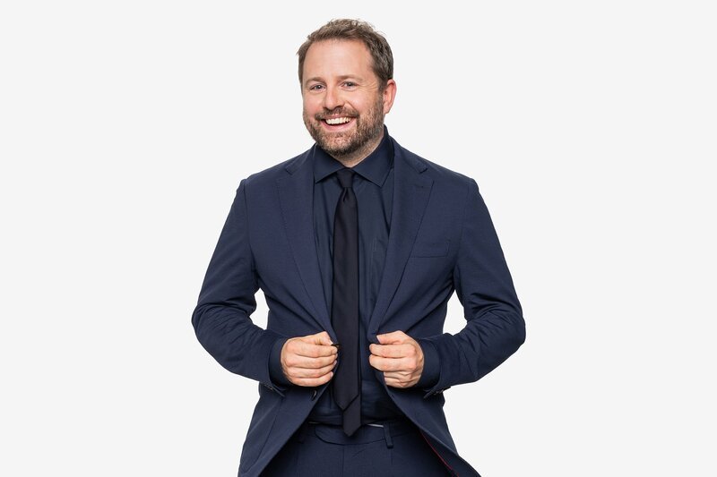 Moderator Gabriel Vetter – Bild: SRF/​Valeriano di Domenico