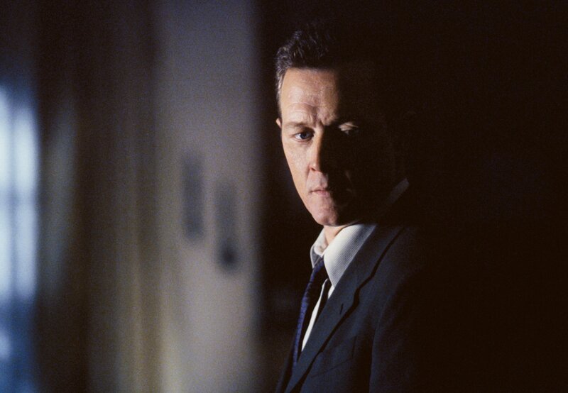Doggett (Robert Patrick) ist gegen jegliche parapsychologische Anwandlungen gefeit. So gelingt es ihm, einem Jungen mit monströser Vorsehungskraft zu trotzen. – Bild: Twentieth Century Fox Film Corporation