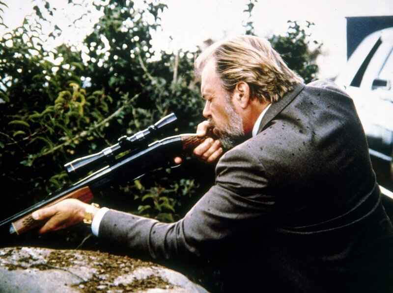 Kaum aus dem Knast geflohen, plant Jack Brody (Michael MacRae) sofort seinen nächsten Coup: Er will den renommierten Forscher Dr. Dunleavy entführen. Doch der lebt versteckt und erstklassig abgeschirmt … – Bild: CBS Television