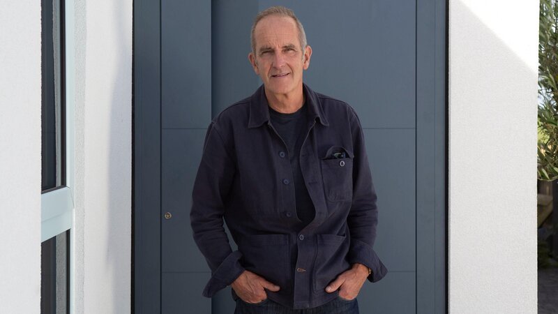 Kevin McCloud – Bild: RTL /​ Malgosia Lonsdale Photography /​ Die alte Küstenwache