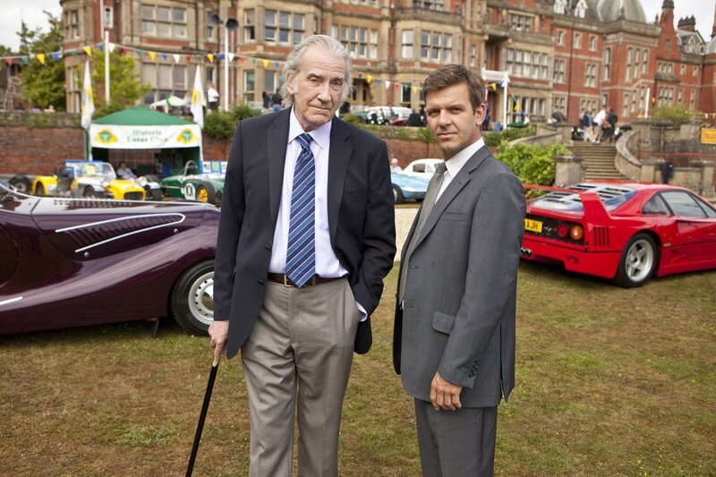 V.l.: Peter Fossett (David Warner), DS Ben Jones (Jason Hughes) – Bild: ZDF/​Mark Bourdillon