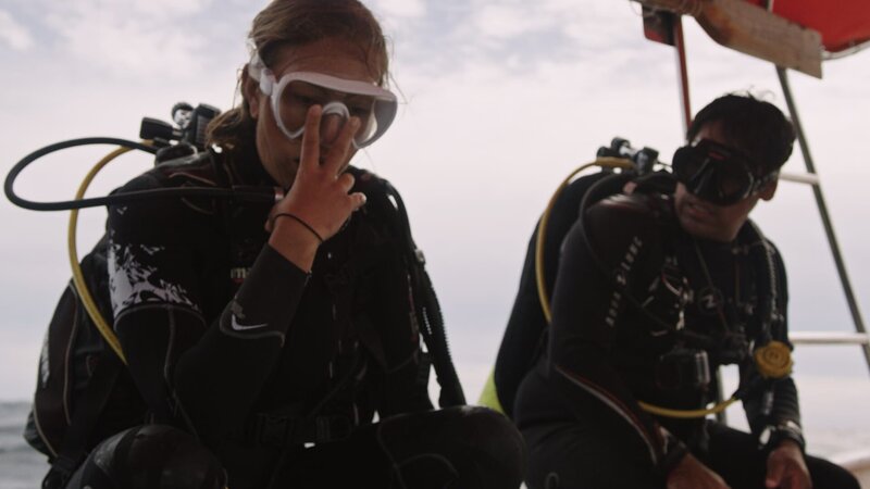 In der Bucht von Cabo Pulmo macht David Castro Unterwasser-Safaris im erfolgreichsten Meeresnationalpark Cabo Pulmo. Die See hat sich hier binnen 25 Jahren komplett erholt. – Bild: Radio Bremen, Bremedia Produktion GmbH