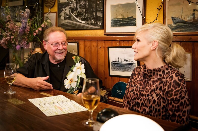 Jürgen von der Lippe (l.) und Ina Müller (r.). – Bild: NDR/​Morris Mac Matzen
