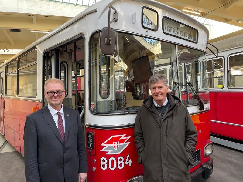 Hans Baierl, Karl Hohenlohe. – Bild: ORF/​Clever Contents