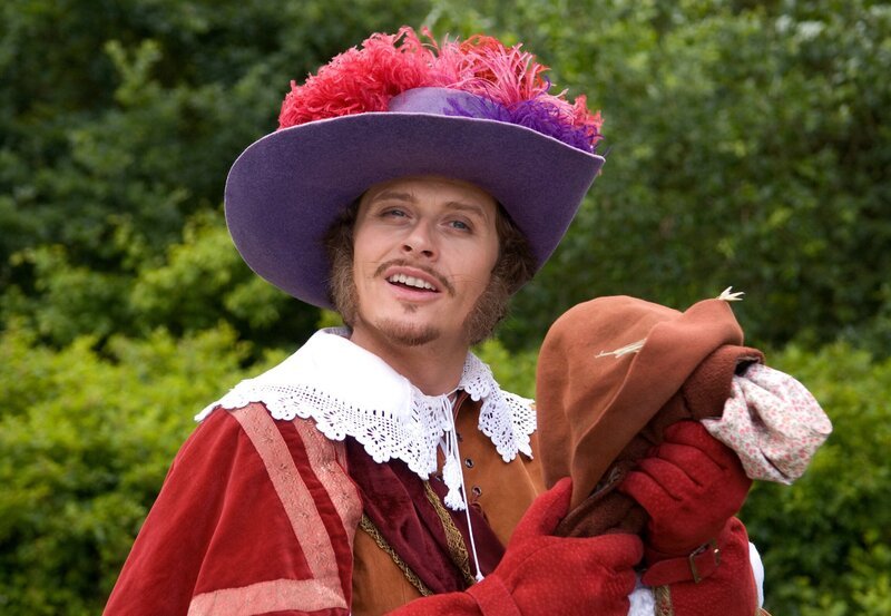 Große Pläne hat der gestiefelte Kater (Roman Knižka). – Bild: BR/​NDR/​Nicolas Maack