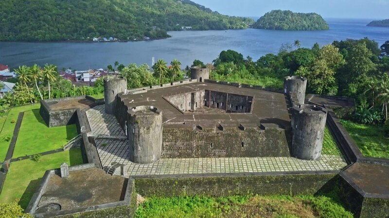 Das von Niederländern gegründete Fort Belgica auf der indonesischen Insel Banda Neira spielte eine wichtige Rolle in den Gewürzkriegen des 17. Jahrhunderts. – Bild: Beyond Entertainment Limited/​WeltN24 GmbH/​Axel Springer Deutschland GmbH