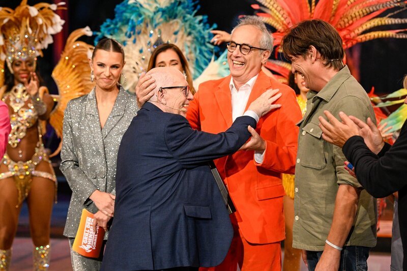 V.l.: Laura Wontorra, Reiner Calmund, Christian Rach, Matze Knop – Bild: RTL /​ Markus Hertrich
