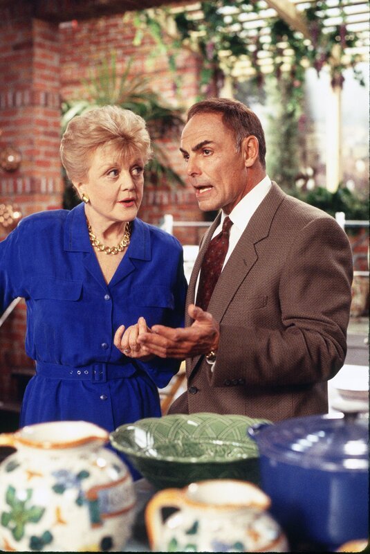 Jessica Fletcher (Angela Lansbury, l.) – Bild: Universal City Studios LLLP