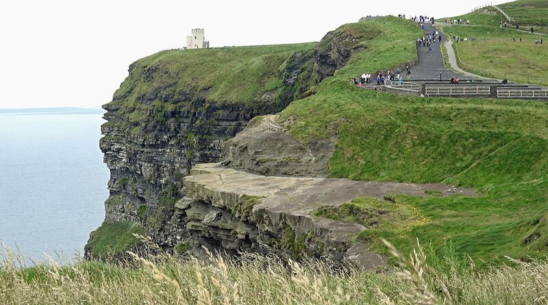 Die Cliffs of Moher. – Bild: HR/​Gerhard Amm