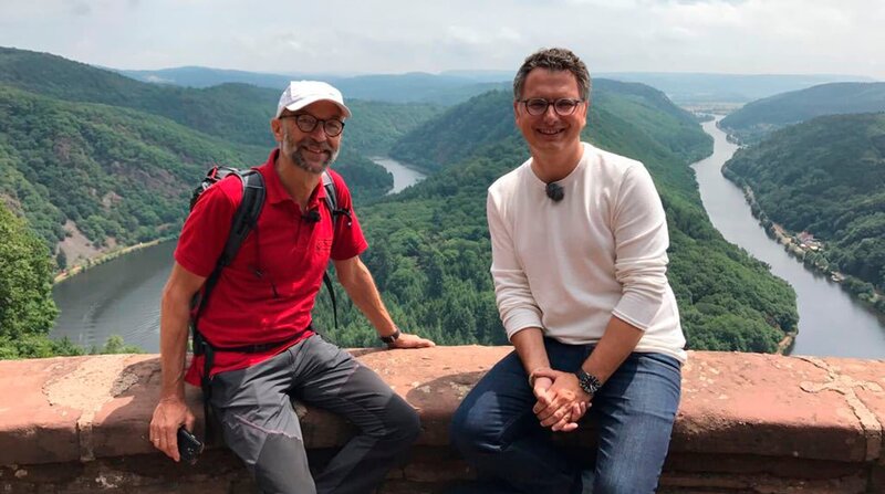 Wanderung zur Saarschleife. – Bild: ZDF und SR/​Julia Leiendecker