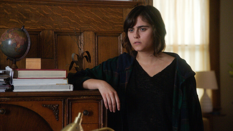 Cassie Lenu (Ally Ioannides) – Bild: CBS Broadcasting, Inc.