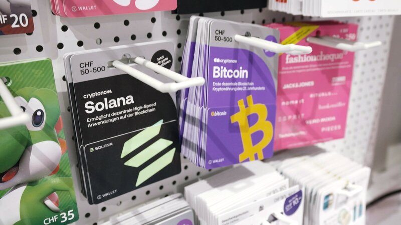 Einstein Bitcoin, Twint oder E-Franken: Was ist das Geld der Zukunft? Elektronische Zahlungen nehmen immer weiter zu. – Bild: SRF