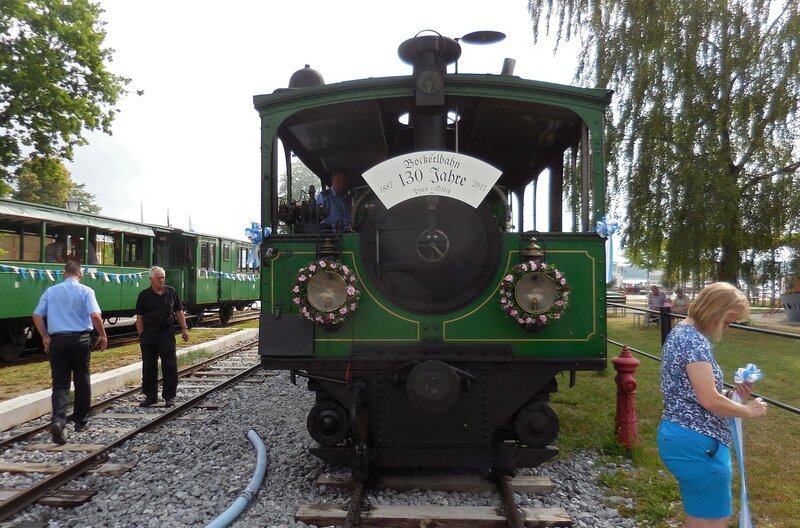 Dampftramway im Hafen Prien-Stock. – Bild: SWR/​Alexander Schweitzer