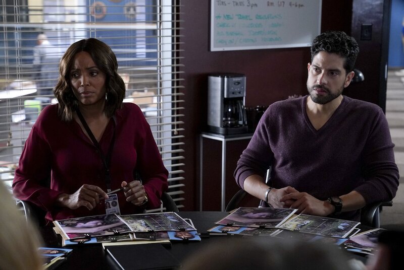 Dr. Tara Lewis (Aisha Tyler, l.); Luke Alvez (Adam Rodriguez, r.) – Bild: ABC Studios /​ Cliff Lipson Lizenzbild frei