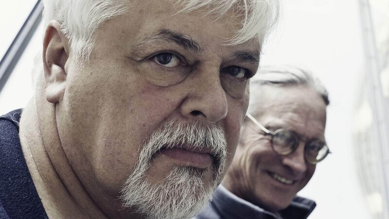 Paul Watson (l.), Peter Jay Brown – Bild: TVNOW