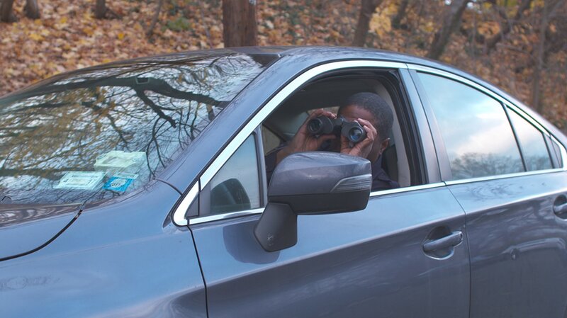 A detective spies on his suspect – Bild: Discovery Communications