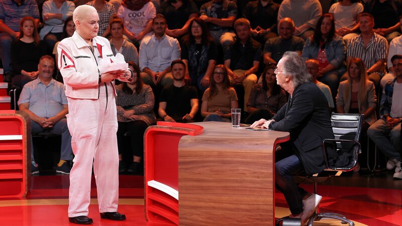 Hella von Sinnen mit Hugo Egon Balder – Bild: RTLZWEI /​ Frank W. Hempel