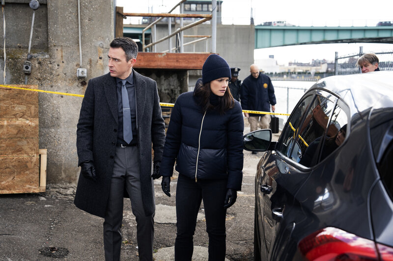 Pictured (L-R): John Boyd as Special Agent Stuart Scola and Missy Peregrym as Special Agent Maggie Bell. – Bild: CBS Broadcasting, Inc.