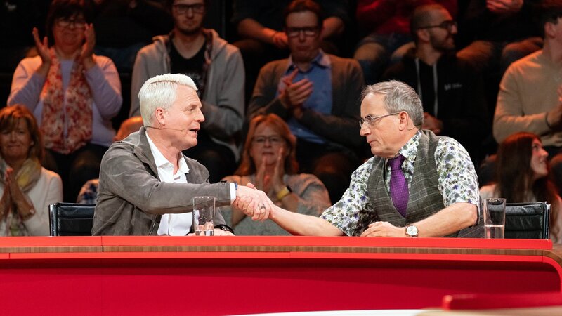 Guido Cantz (li.) und Wigald Boning;  Guido Cantz (li.) und Wigald Boning – Bild: RTLZWEI – Recht zum Abdruck/​Darstellung zeitlich/​sachlich beschränkt auf die Bewerbung der Sendung