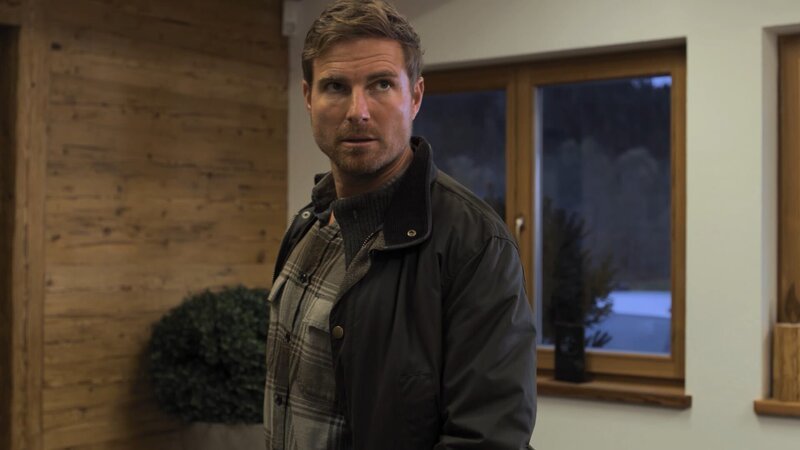 Nach dem Tod seines Kollegen erhebt Lutz Kipper (Leo Reisinger) schwere Vorwürfe. – Bild: ZDF und Simon Zeller