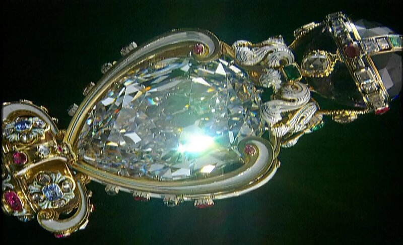 4. Kaiser Franz Joseph ließ den Florentiner für seine Frau Sisi in eine Brosche einarbeiten. – Bild: PAT