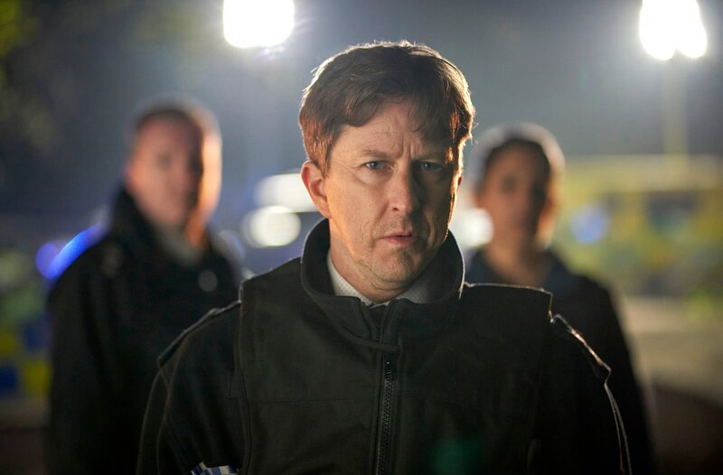 Neil Adams (LEE INGLEBY) – Bild: WDR/​2022 World Productions Limited/​ITV