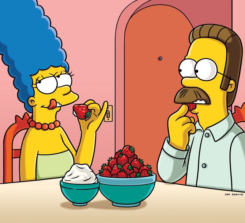 Carl entwickelt sich als neuer Supervisor im Atomkraftwerk zu einem strengen und unangenehmen Chef. Besonders Homer, wird herumgescheucht und muss 24 Stunden am Tag verfügbar sein. Als Homer Carl zur „Kernspaltungs-Woche“ nach Paris begleitet, lädt die vernachlässigte Marge (l.) Ned (r.) zu einem Abendessen ein …. – Bild: und TM Twentieth Century Fox Film Corporation – Alle Rechte vorbehalten Lizenzbild frei