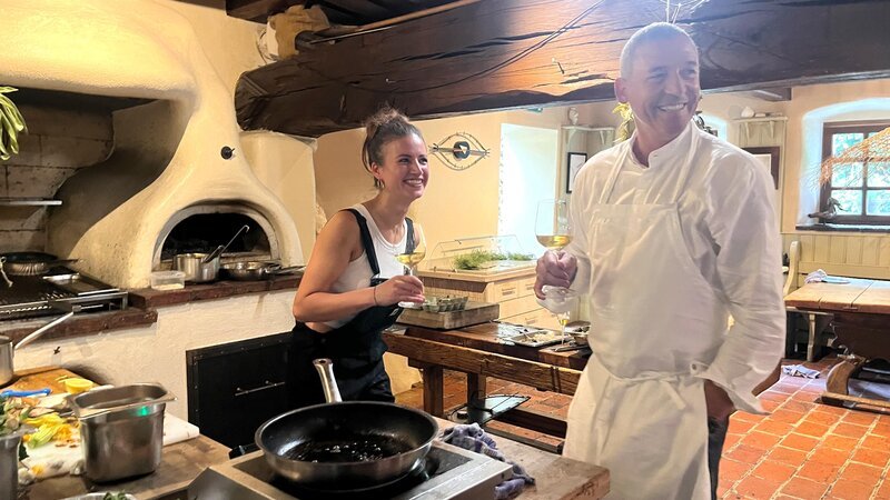 Clara Hunger, Alain Weissgerber – Bild: RTL /​ Endemol Shine /​ Florian Schuchmann /​ Sebastian Brugger vs. Clara Hunger feat. Tim Mälzer & Max Strohe