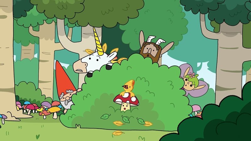 Eine Phoenix-Holzspechtdame hat sich auf Tupfens (Mitte) Kopf niedergelassen und will dort bleiben. Herbert (links), Blümchen (2. von links), Hufius (2. von rechts) und Twinkle (rechts) nach dem Zuhause der heimatlosen Spechtdame. – Bild: ZDF/​Tiger Aspect Kids & Family Limited, Movimenti Production, Zodiak Kids & Family France and Monello Productions