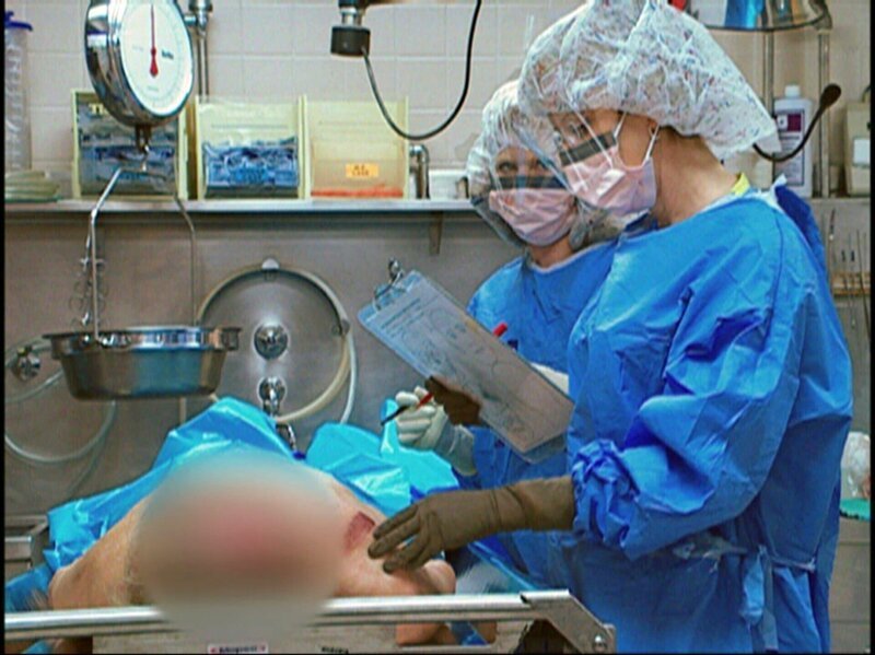 Mord in Battle Creek – Ein alter Mann wird in seinem Haus tot aufgefunden. Wie ist er zu Tode gekommen? – Bild: c/​RTL II