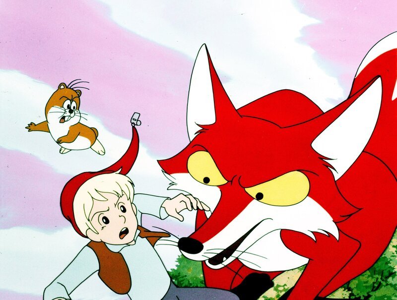 Der Fuchs Smirre hat Nils Holgersson und den Hamster Krümel aufgespürt und ist ihnen nun dicht auf den Fersen. Für einen Augenblick sieht es so aus als würde Smirre diesmal tatsächlich den Sieg über Nils davon tragen. Doch wie immer wird Nils HOlgersson aus dieser gefährlichen Situation einen Ausweg finden. – Bild: ORF/​Apollo Filmverleih