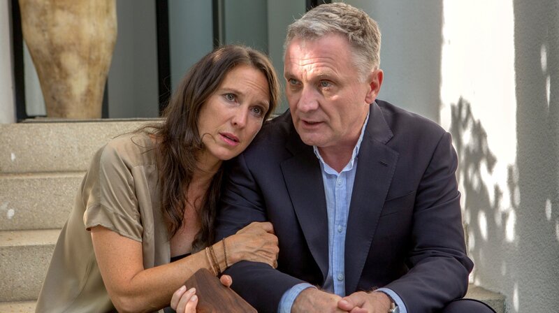 Waltraud Steinberg (Maria Köstlinger), Hadrian Melzer (Bernhard Schir). – Bild: ORF