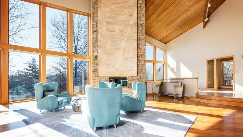 Tamara transforms a villa from 1980 with a large forest plot into a modern dream house. – Bild: HGTV