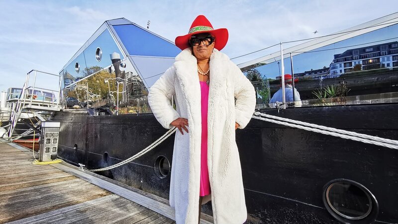 Luxury camper – Bild: Warner Bros. Discovery