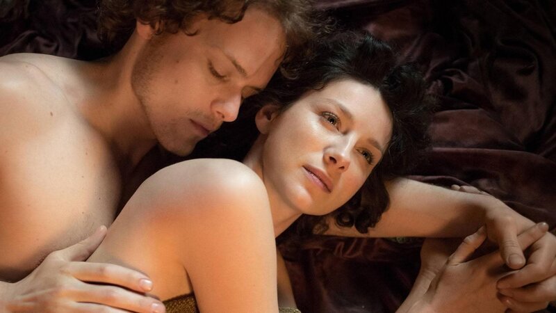 Claire Randall Fraser (Caitriona Balfe), Jamie (Sam Heughan) – Bild: Sky Serie (ITAL)