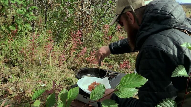 Outdoor cooking – Bild: CuriosityStream Inc