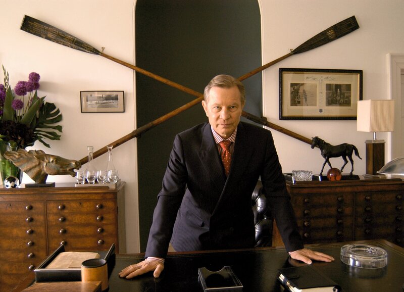 Rosamunde Pilcher – Vier Jahreszeiten: Ein Sommer in Endellion Schreibtischtäter: Michael York als Stephen – Bild: SF