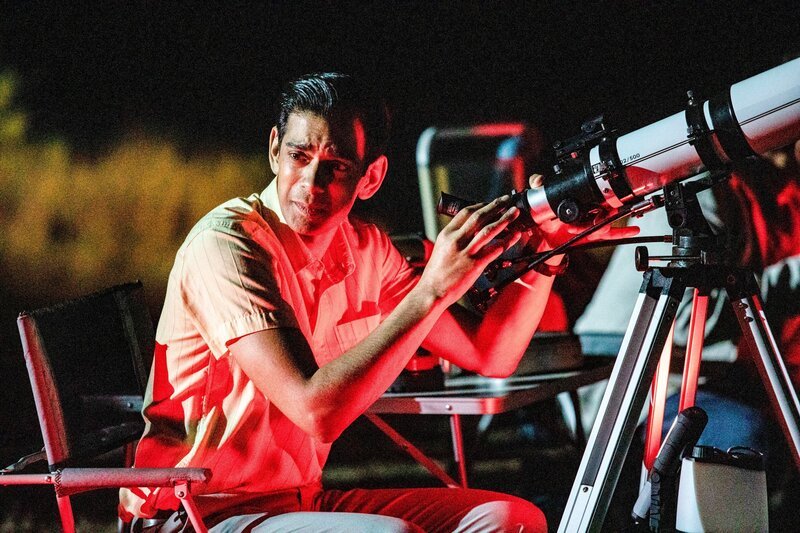 Amit Shah (Sunil Singh Kirmani). – Bild: ORF/​BBC/​Red Planet Pictures/​Denis Guyeno