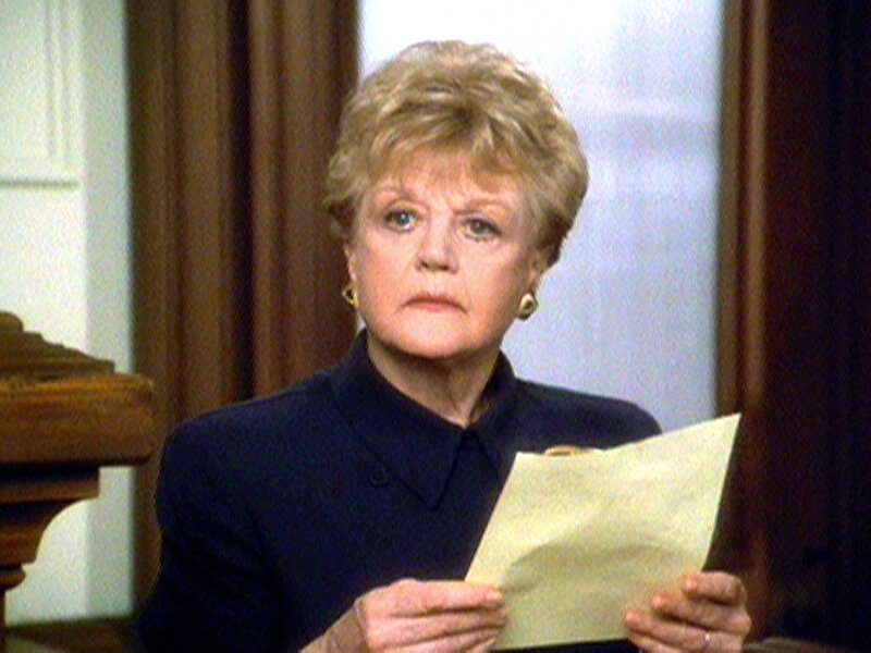 Jessica (Angela Lansbury) hat eine Vorladung erhalten und muss nun vor Gericht aussagen. – Bild: Sat.1 Gold