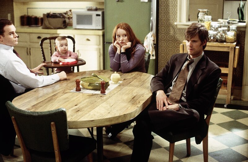 Six Feet Under – Gestorben wird immer „Dämmerung“. Im Bild: Michael C. Hall, Lauren Ambrose, Peter Krause. – Bild: Sky Atlantic