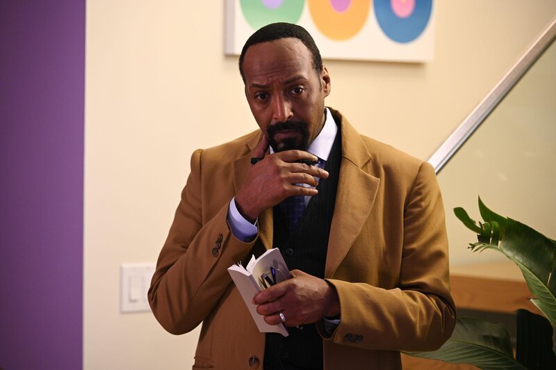Alec Mercer (Jesse L. Martin) – Bild: Sergei Bachlakov